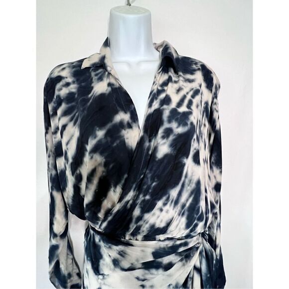 YFB long sleeve navy blue tie dye collared wrap dress boho mini sz small - Picture 3 of 8